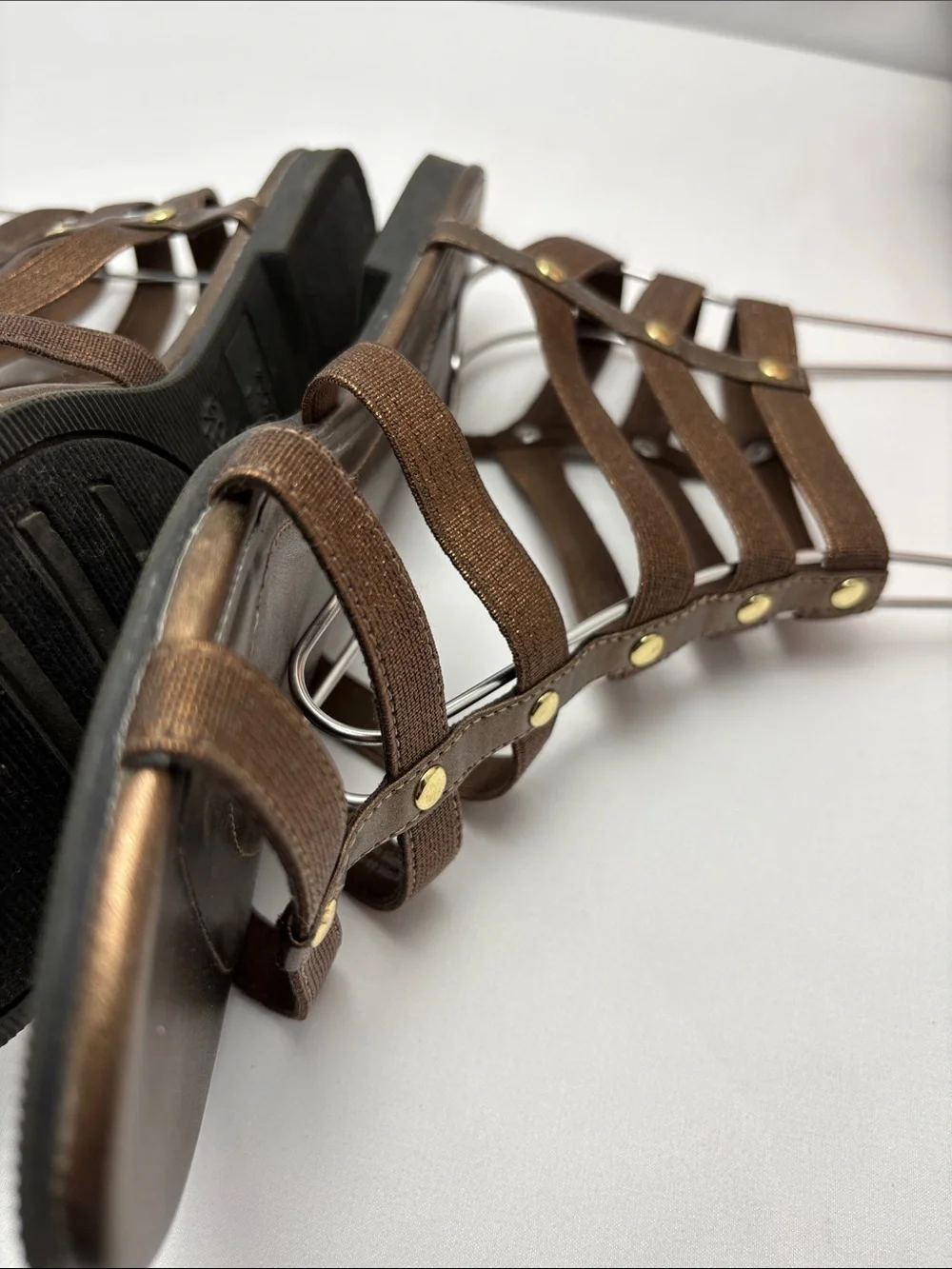 Dexflex Comfort Womens 6.5 Bronze Strappy Gold Studded Gladiator Sandals#478‎